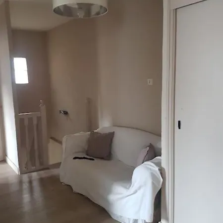Maison *