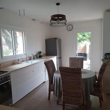 Maison *